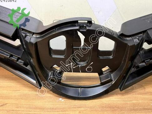 Toyota Auris Ön Panjur 53114-02260 çıkma parça
