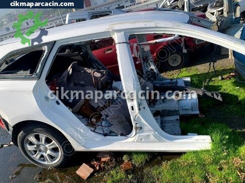Toyota Auris Sağ Marşpiyel Sacı çıkma parça
