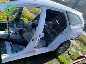 TOYOTA AURİS SOL ARKA ÇAMURLUK ORJİNAL ÇIKMA