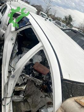Toyota Auris Sağ Marşpiyel Sacı çıkma parça