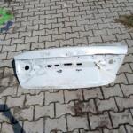Toyota Avensis arka bagaj kapağı 2012 2023 arası