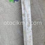 Toyota avensis arka tampon demiri
