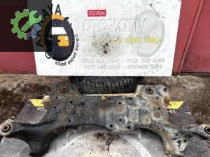 TOYOTA AVENSİS Çıkma Orijinal Ön Travers 1998-2002