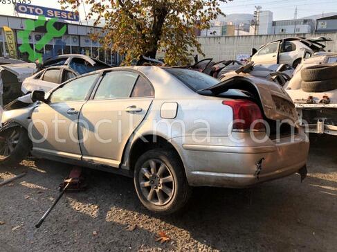 Toyota Avensis Ön Cam Motoru çıkma parça