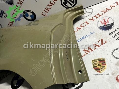 Toyota Avensis Sağ Arka Çamurluk çıkma parça