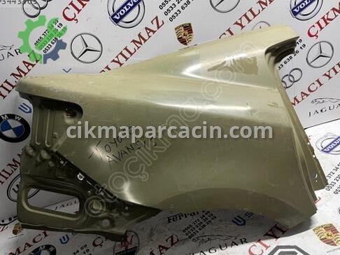 Toyota Avensis Sağ Arka Çamurluk çıkma parça