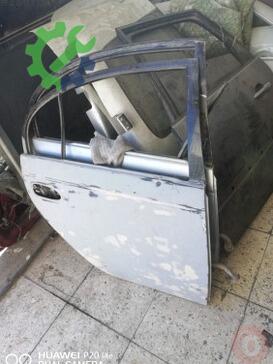 Toyota Avensis Sağ Arka Kapı çıkma parça