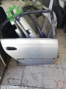 Toyota avensis sağ arka kapı çıkma orjinal