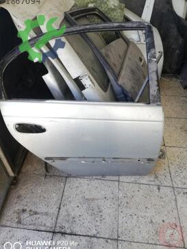 Toyota Avensis Sağ Arka Kapı çıkma parça