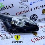 Toyota avensis sağ far orjinal çıkma far