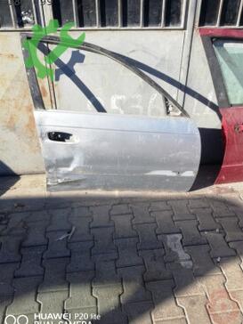 Toyota Avensis Sağ Ön Kapı çıkma parça