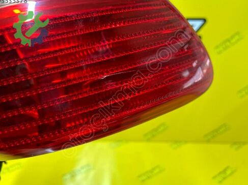 Toyota Avensis Sağ Arka Stop 81560-05050 çıkma parça