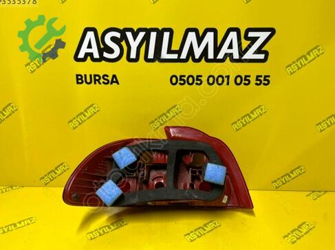 Toyota Avensis Sağ Arka Stop 81560-05050 çıkma parça