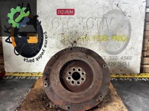 TOYOTA AVENSİS-VERSO 1.6 1ZR VOLANT