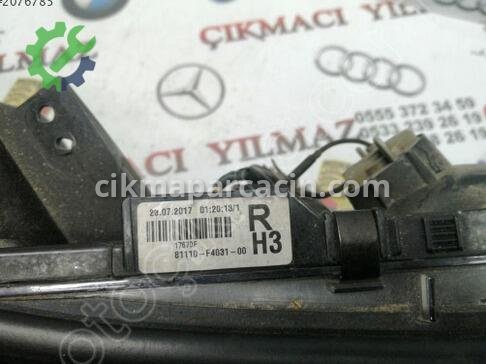 Toyota C-HR Hybrid Sağ Ön Far 81110F4031 çıkma parça