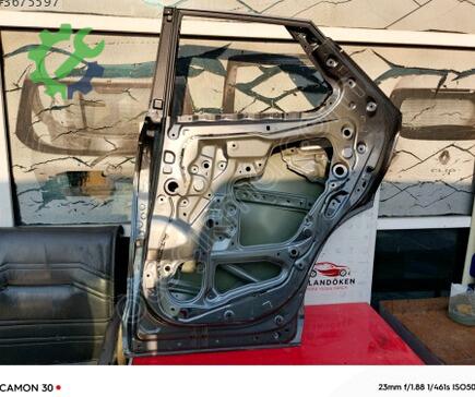 Toyota C-HR Hybrid Sol Arka Kapı çıkma parça