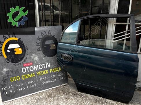 Toyota Carina Sağ Arka Kapı çıkma parça