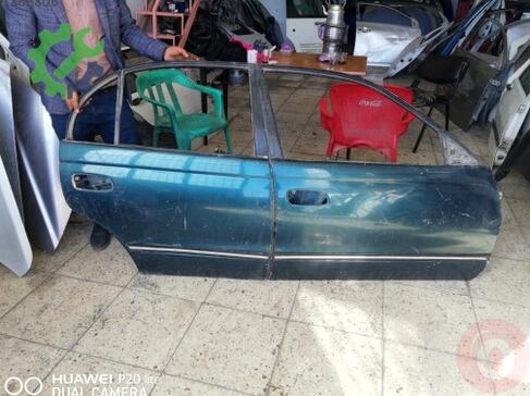 Toyota Carina Sağ Arka Kapı çıkma parça