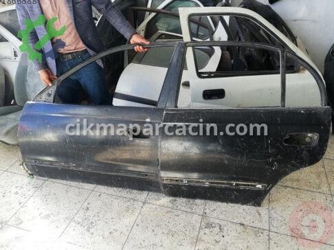 Toyota Carina Sol Ön Kapı çıkma parça