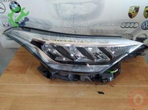 TOYOTA CH-R ÇIKMA SAĞ FAR FULL LED