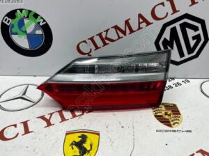 Toyota coralla sağ arka led bağaj stop çıkma yedek parça