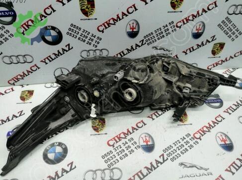 Toyota Corolla Sağ Ön Far çıkma parça