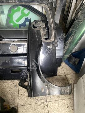 Toyota Corolla Sağ Ön Çamurluk çıkma parça
