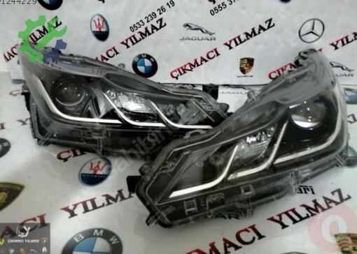 Toyota Corolla Sağ Ön Far çıkma parça