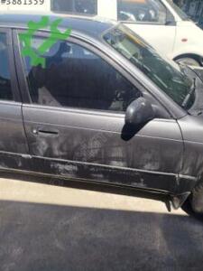 Toyota Corolla Sağ Ön Kapı çıkma parça