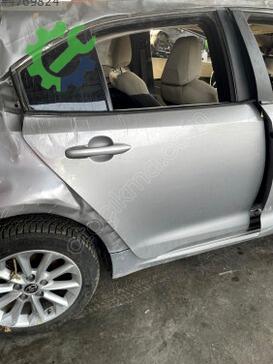 Toyota Corolla Sağ Arka Kapı çıkma parça