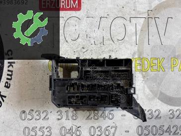 Toyota Corolla Sigorta Kutusu 1999-2002 çıkma parça