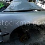 Toyota Corolla 2000-1 Sağ ön çamurluk hatasız orjinal çıkma