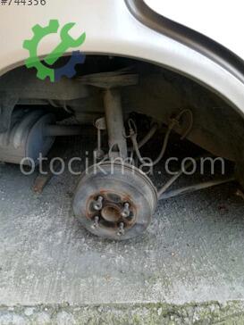 Toyota Corolla Arka Dingil çıkma parça
