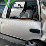 Toyota Corolla 2001 Sol arka kapı gri hasarlı orjinal çıkma