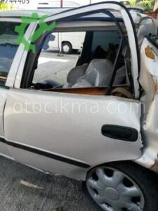 Toyota Corolla 2001 Sol arka kapı gri hasarlı orjinal çıkma
