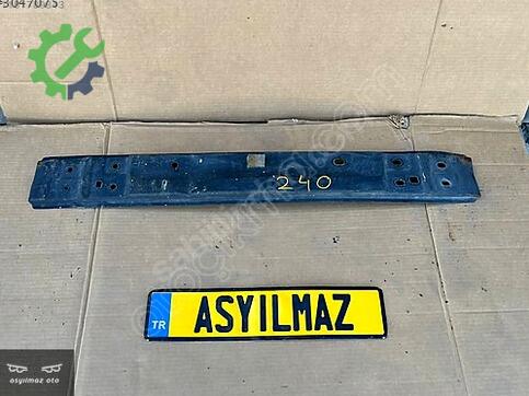 Toyota Corolla Arka Tampon Demiri çıkma parça