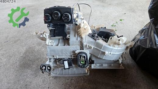 Toyota Corolla Kalorifer Kutusu çıkma parça