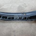 Toyota Corolla 2008-2010 arası ön cam ızgarası