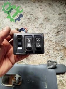 Toyota Corolla Ae 101 sol cam açma düğmeleri