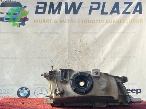 Toyota Corolla Sol Ön Far AE100 çıkma parça