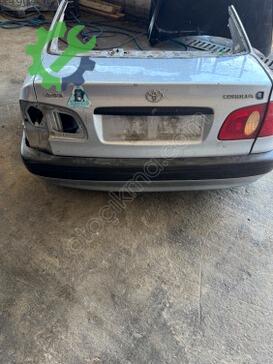Toyota Corolla çıkma parça