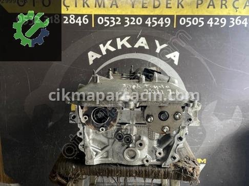 Toyota Corolla Silindir Kapağı çıkma parça
