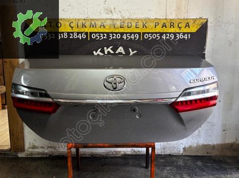 Toyota Corolla Bagaj Kapağı 2013-2019 çıkma parça
