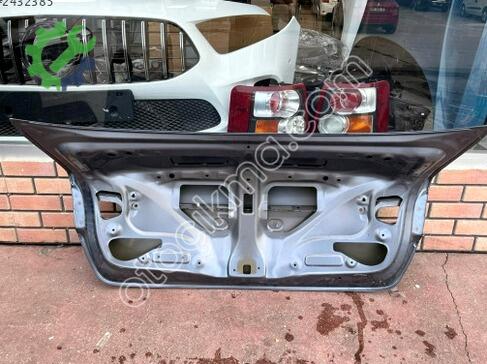 Toyota Corolla Bagaj Kapağı çıkma parça