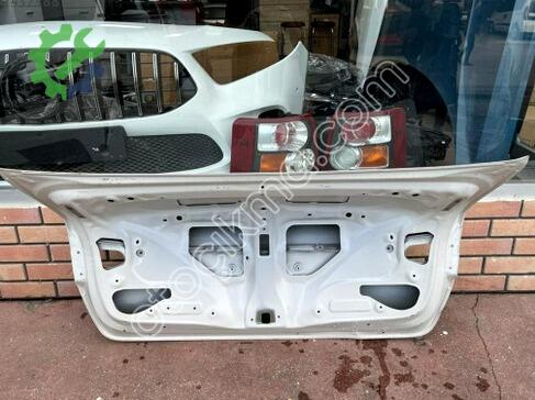 Toyota Corolla Bagaj Kapağı çıkma parça