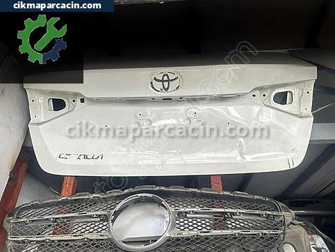 Toyota Corolla Bagaj Kapağı çıkma parça