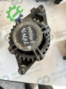 Toyota Corolla Orijinal Çıkma Şarj Dinamosu