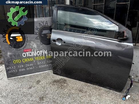 Toyota Corolla Sağ Ön Kapı çıkma parça
