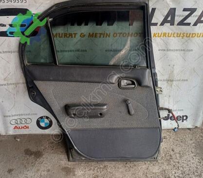 Toyota Corolla Sol Arka Kapı AE101 çıkma parça