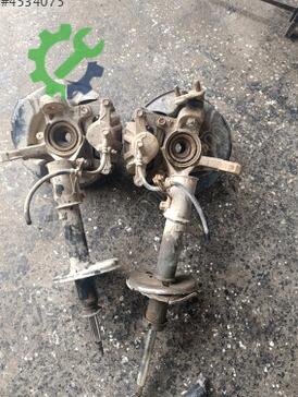 Toyota Corolla Taşıyıcı çıkma parça